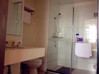 Hanting Express Hotel Wuxi Sunshine Square Esterno foto